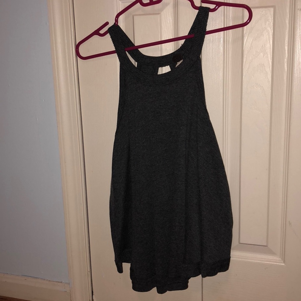 Grey tank top